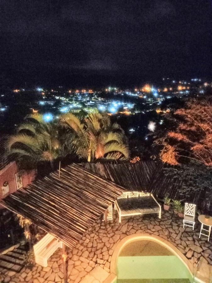 Pousada Espaco Luz Helga Ferreira Vassouras ภายนอก รูปภาพ